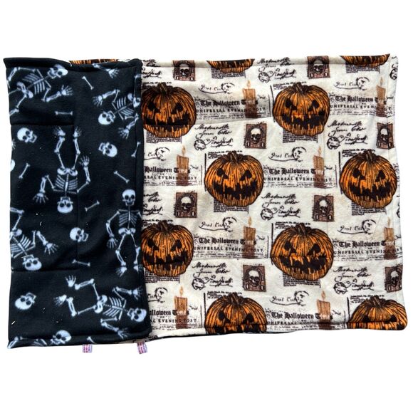 Guinea Pig Premium Fleece Cage Liner 24"x 47" Halloween Skeletons - Picture 1 of 4